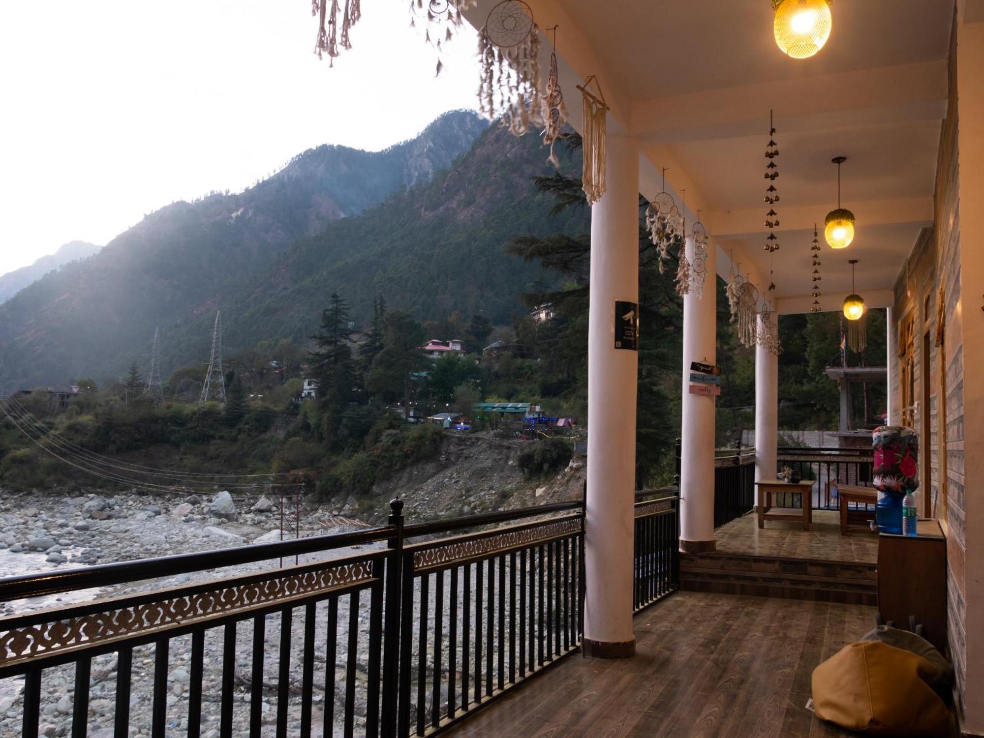 Wabi Sabi Riverside Hostel Kasol Exterior foto